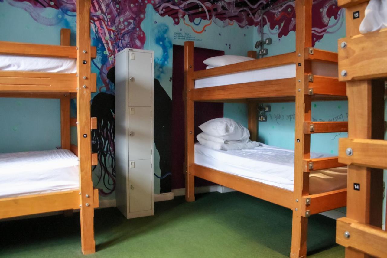 The Full Moon Backpackers Hostel Bristol
