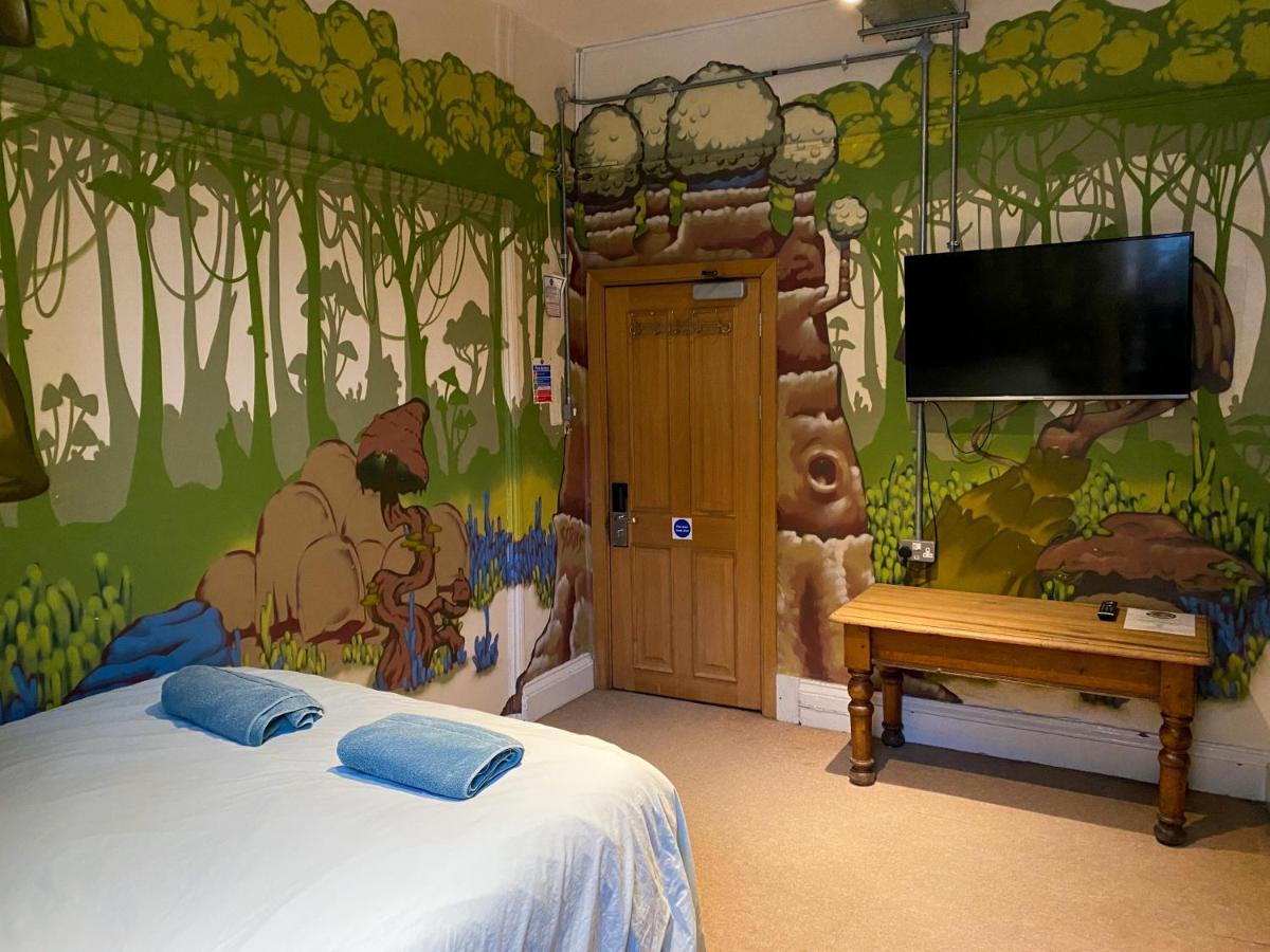 The Full Moon Backpackers Hostel