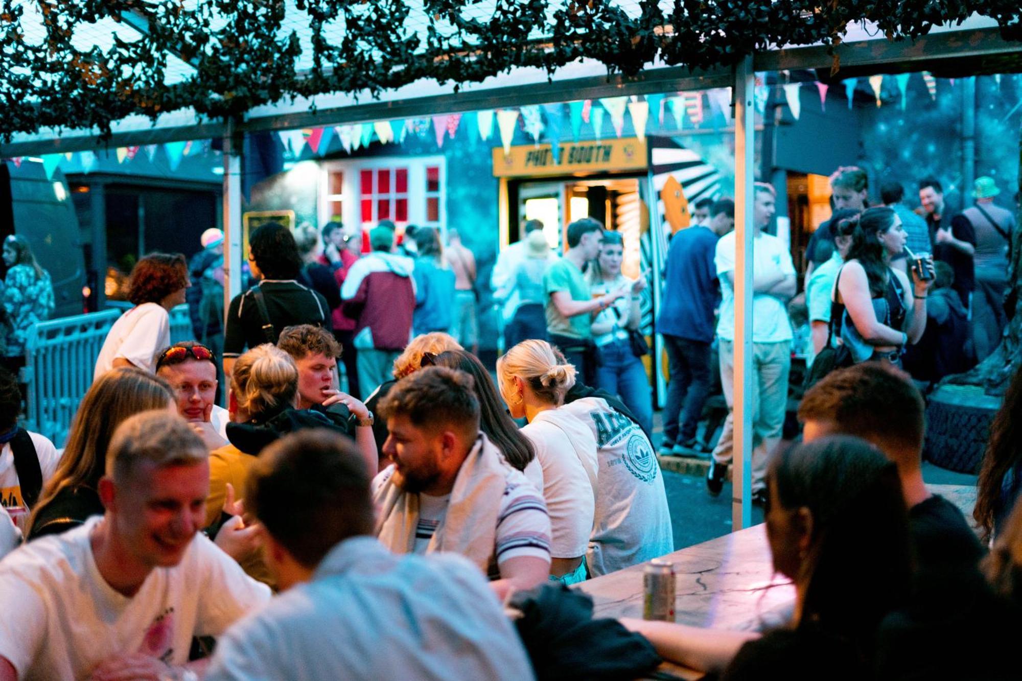The Full Moon Backpackers Bristol