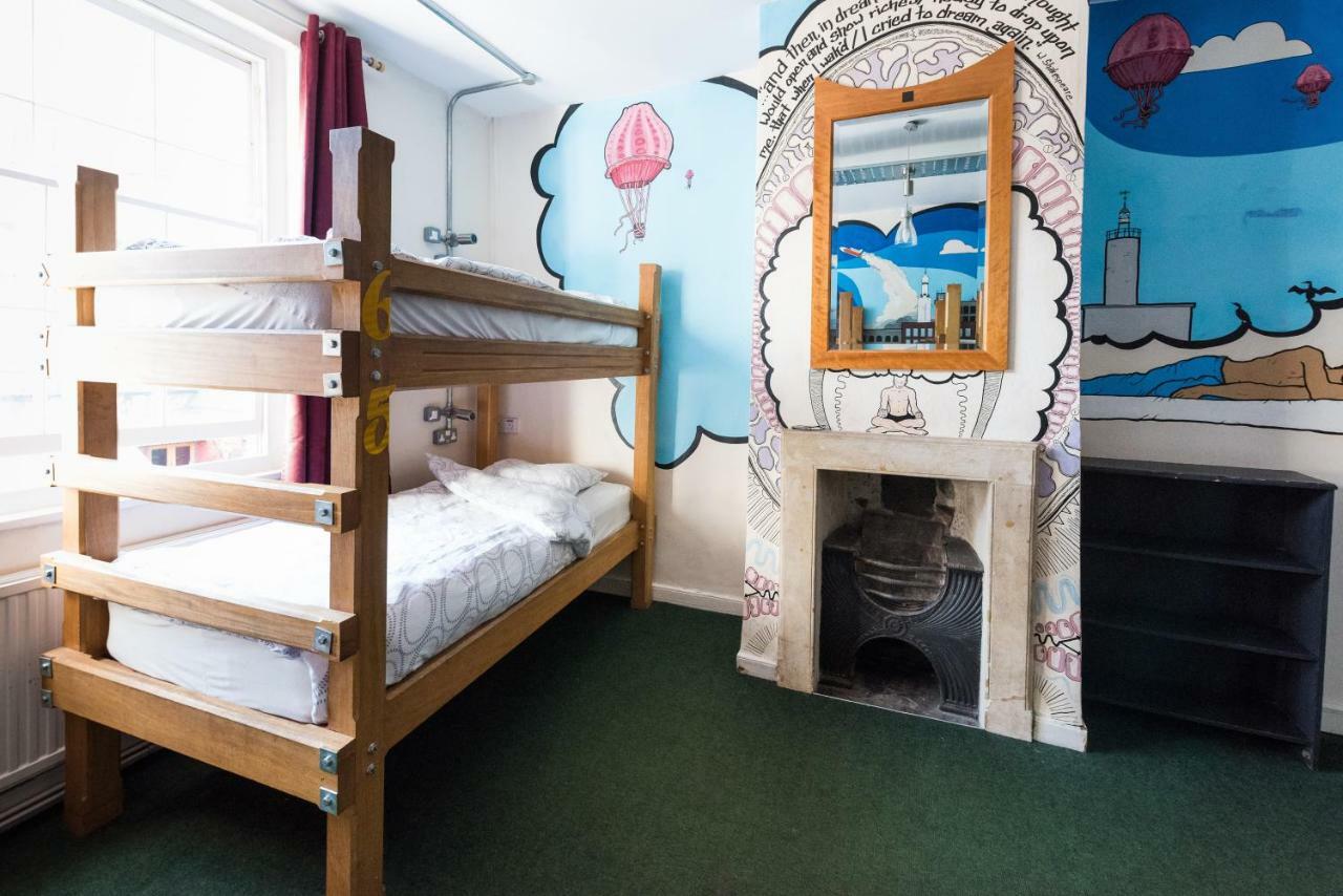 The Full Moon Backpackers Hostel Bristol